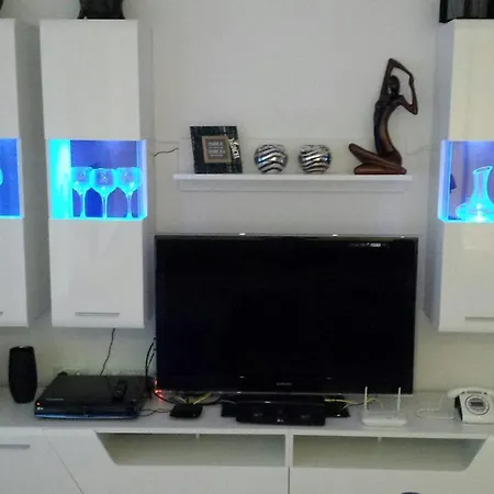 L'elegante Апартаменты *
