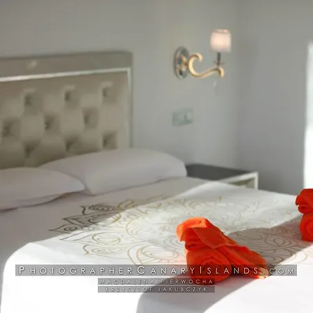 L'elegante Апартаменты *